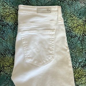AG White Jean mid-rise, 24.